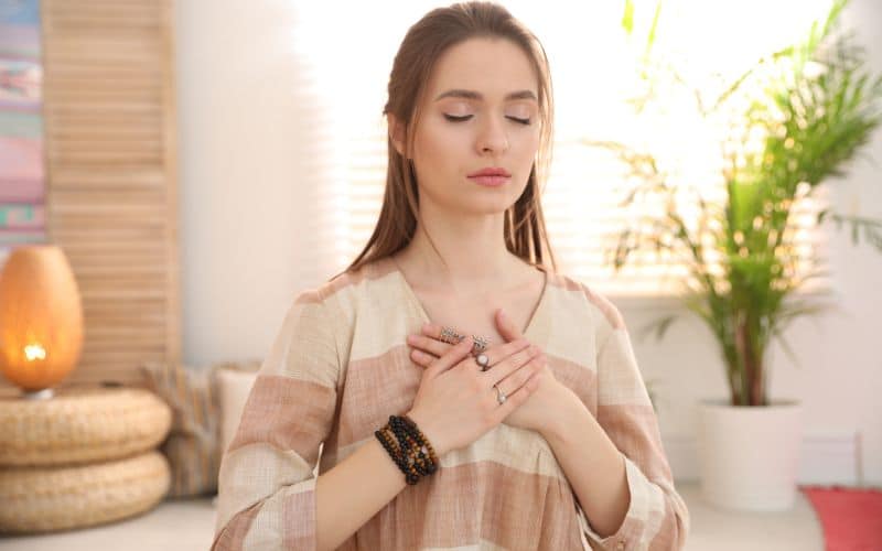 200+ Heart Chakra Affirmations for Inner Bliss